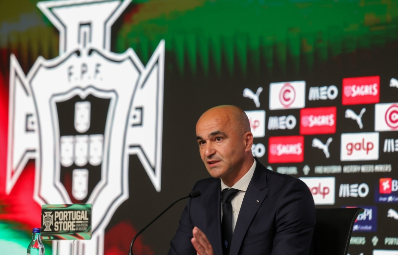 马丁内斯谈C罗染红：这说明了他拼尽全力 想要扭转局面的意愿