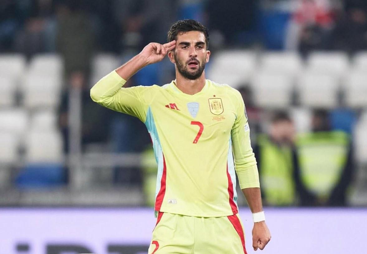 费兰：追平迪斯蒂法诺和拉莫斯这样的传奇是我的梦想