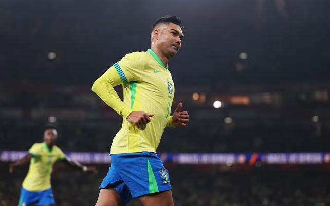 卡塞米罗谈进球：安帅一直带我们练定位球，很高兴取得了成效