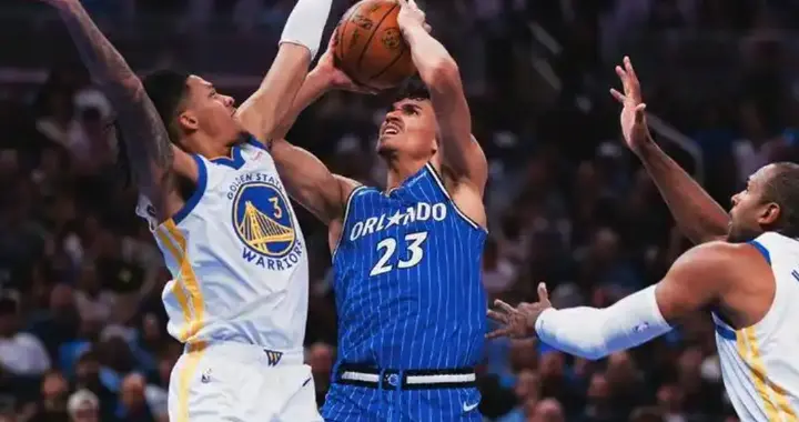 勇士对高大球队真没办法！篮板+攻守全出弊端，科尔做自爆决策！