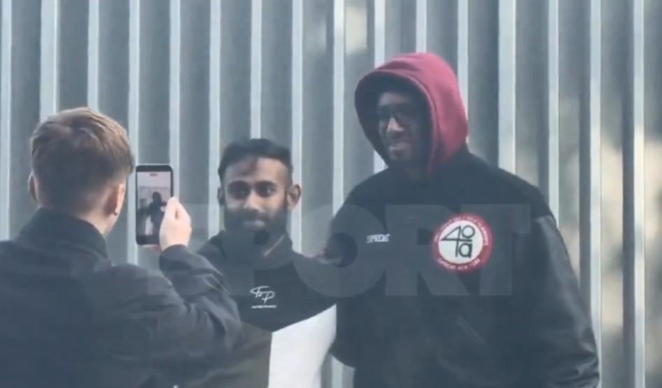 每体：博阿滕在巴萨体育城训练数日，并与弗里克会面