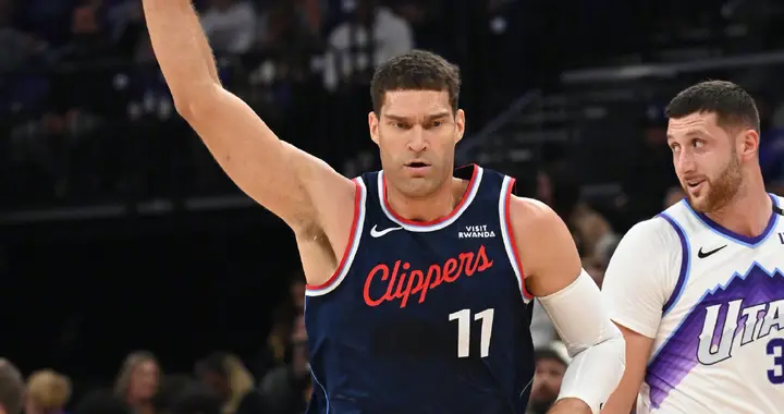 快船独行侠全崩了！看到艾顿在湖人疯狂吃饼，大洛和汤普森后悔吗