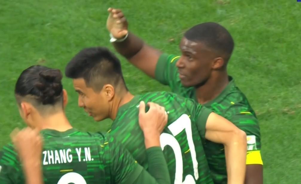 最后一轮大四喜，法比奥成国安队史单赛季各项赛事进球最多的球员