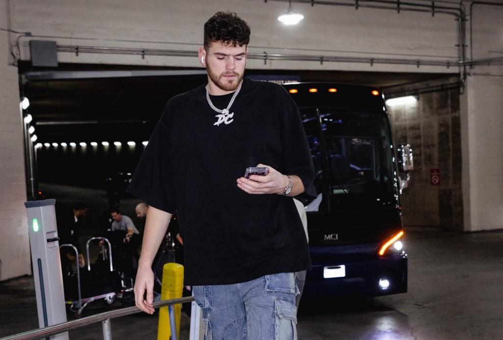 杨瀚森有望登场？开拓者官方：克林根和罗威均被列为出战成疑