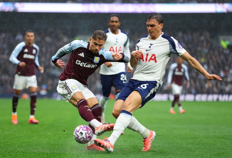 帕利尼亚回击卡拉格：他连C罗都能批评 他需要靠议论别人上电视