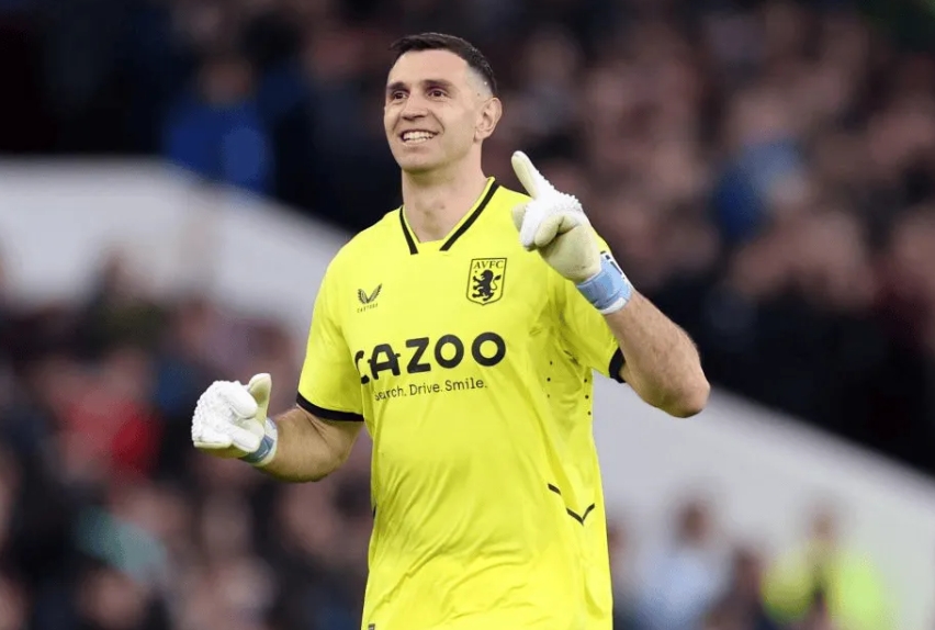 TyC：国米考虑签33岁大马丁接替索默 若报价合适维拉愿放人