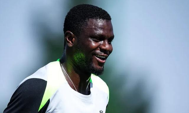 记者：若格伊冬窗离队，水晶宫将追求葡体后卫迪奥曼德