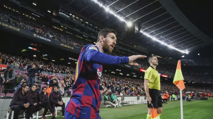 每体：梅西23年1月联系哈维说想回巴萨，4月被告知西甲不批准