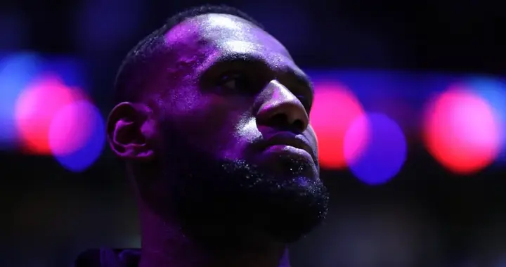 真的变了！新赛季的詹姆斯，明显和之前不一样啦！