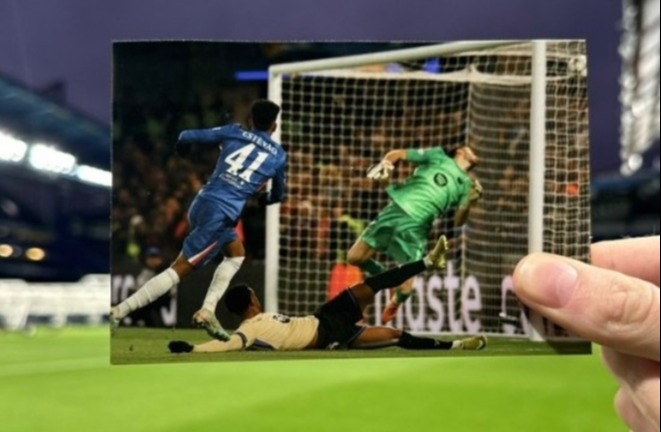 巴萨晒伊涅斯塔绝杀蓝军照片 赛后切尔西回敬埃斯特旺照片