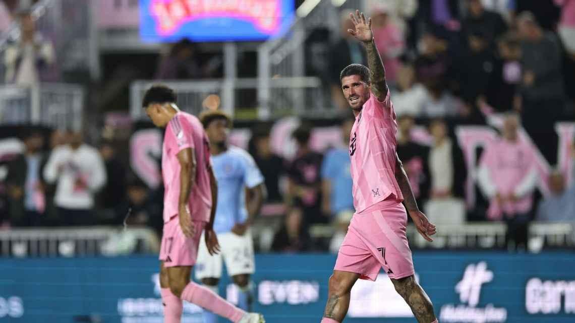 德保罗：梅西的影响力无需过多解释，我们应尽情欣赏他的表演