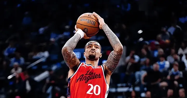 科林斯砍21分该获尊重！与哈登挡拆效果拉满，决胜期放弃祖巴茨吧