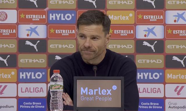 阿隆索：罗德里戈在禁区里倒地，裁判没看回放挺让人惊讶的