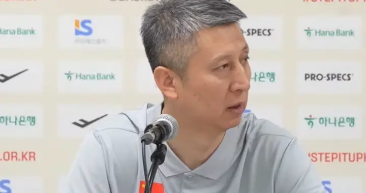 再败韩国发布会！郭士强不满攻守，赵睿拉伤比较严重，大赞李贤重