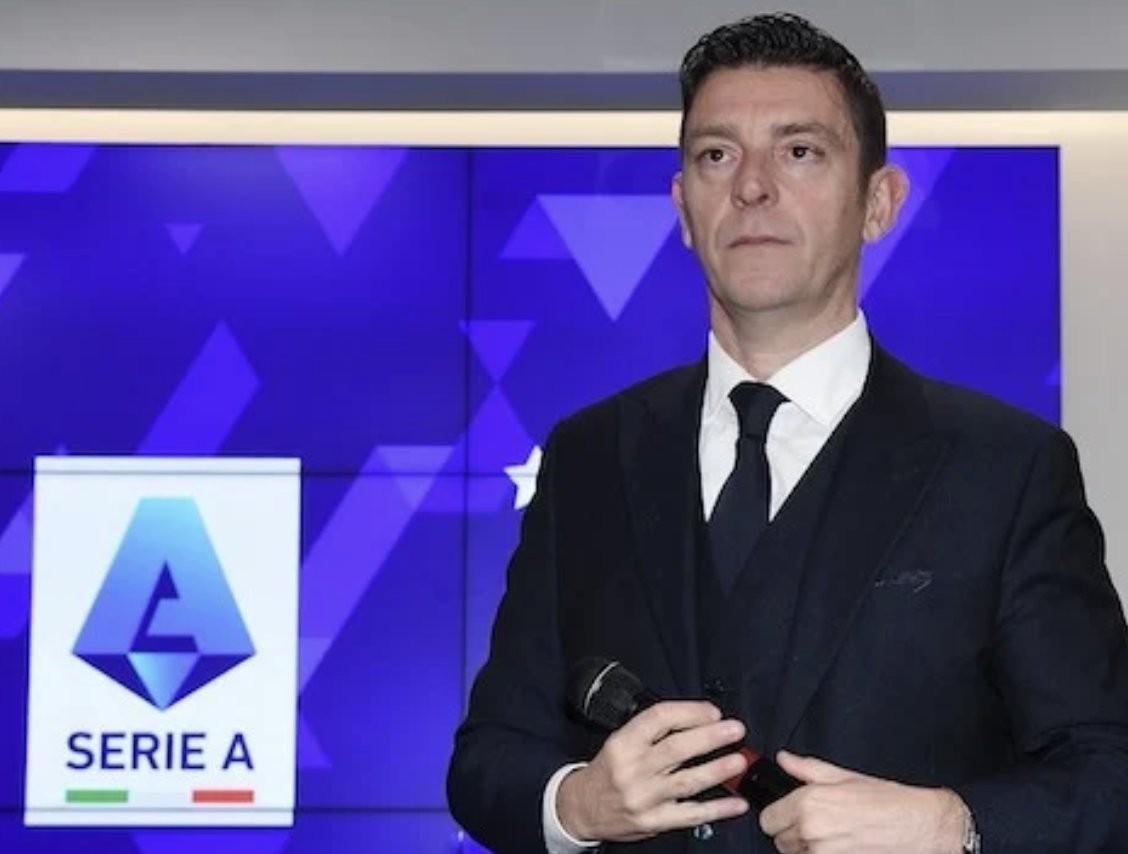 囧叔向裁判施压后染红，罗基：容忍这种行为问题会越来越严重