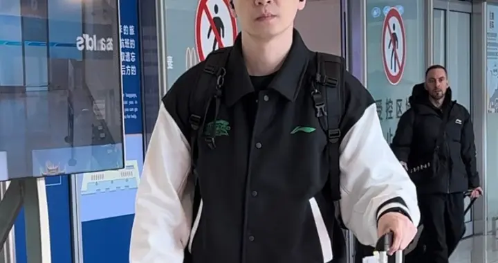 辽篮启程武汉打杯赛！众人严肃，姜宇星随队，赛程压力大！