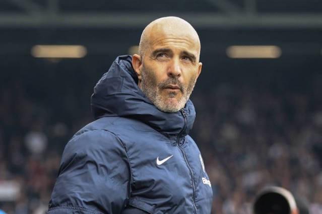 邮报：下半场内托换边协防，加纳乔、佩德罗高压助蓝军平枪手