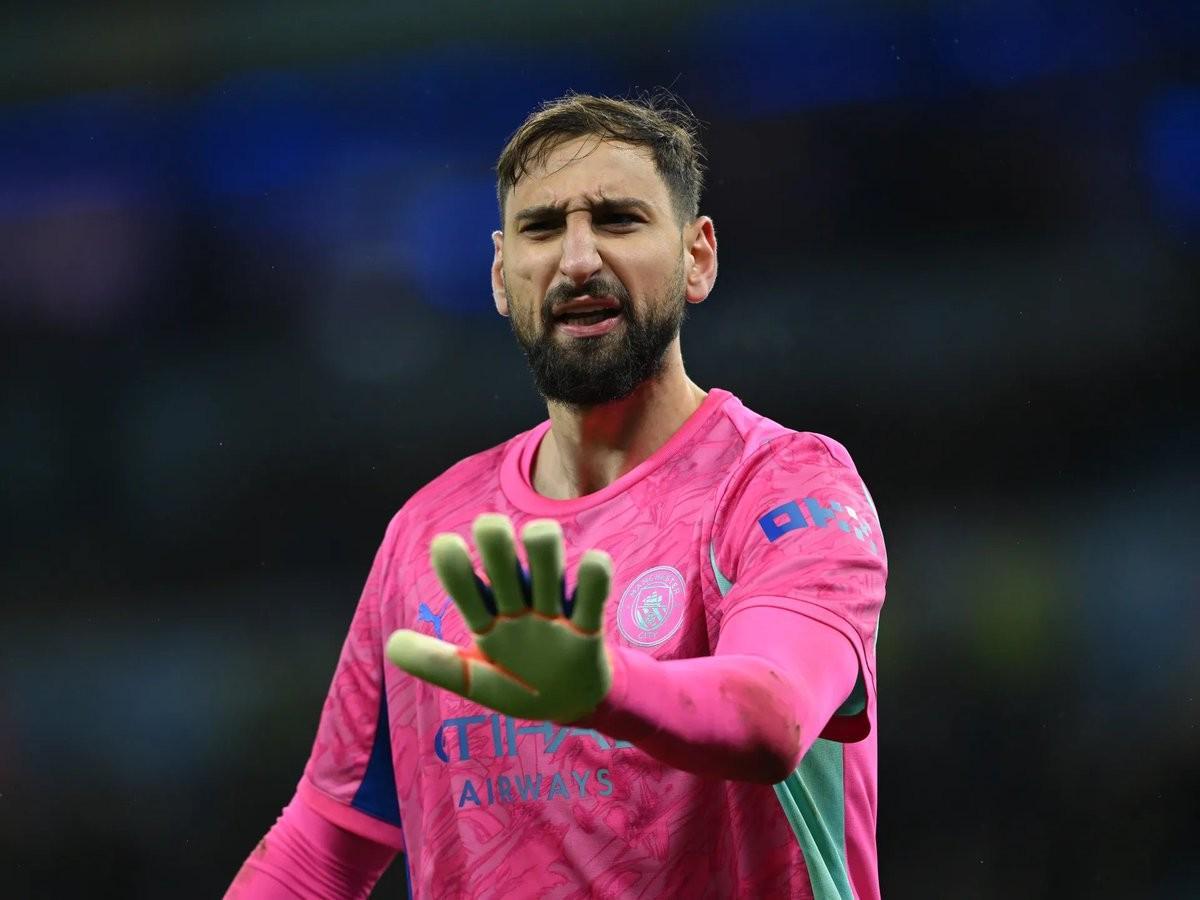 表现低迷，多纳鲁马面对富勒姆6次射正仅1次扑救丢4球