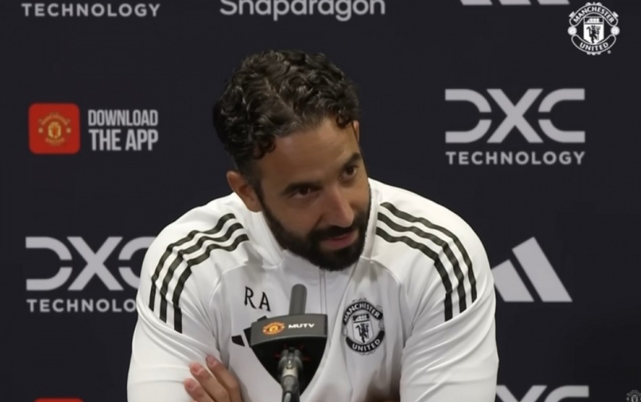 阿莫林：从不看社媒上那些谩骂 这是我对自己的一种保护