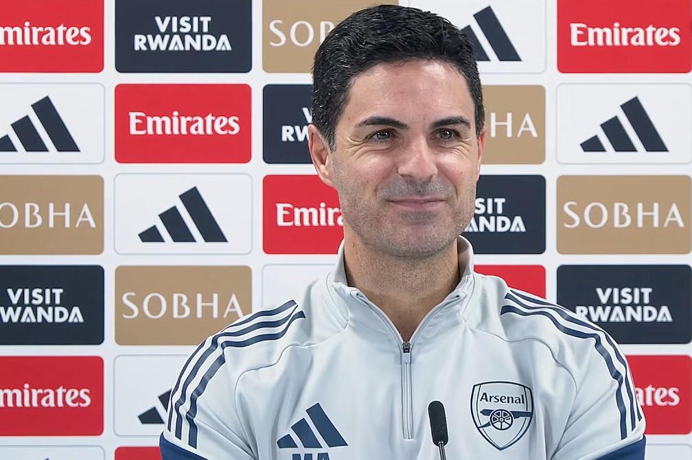 塔帅：目前来看冬窗不会放人；全员健康梅里诺也会是中锋选择