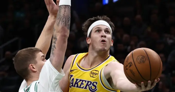 湖人105-126凯尔特人 球员评价：里弗斯满分，5人及格，4人低迷