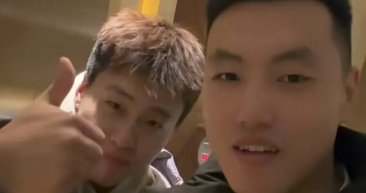 终于来了！赵睿抵达长沙与翟晓川合影，但因伤无缘比赛！