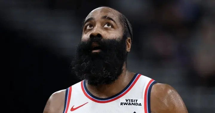 快船98-107灰熊遭4坏消息！哈登伦纳德关键球哑火，祖巴茨纯漏洞