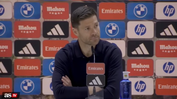 直接发问！记者问阿隆索：欧冠踢曼城是否关乎你的帅位？