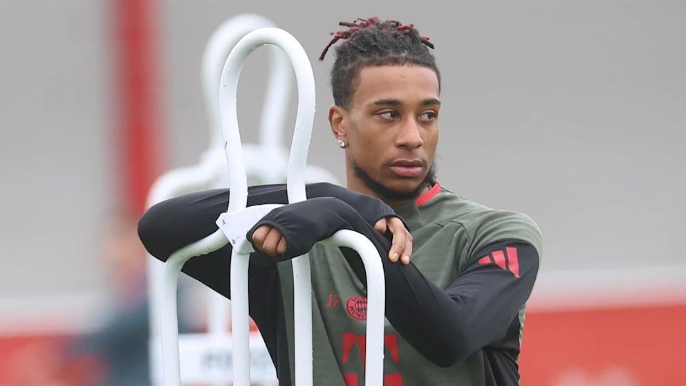 图片报：奥利塞训练中佩戴了大号钻石耳钉，孔帕尼对此不会管