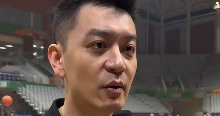 杨鸣展望新赛季！赢球模式被一刀切，寄语小将，刘志轩成二队主帅