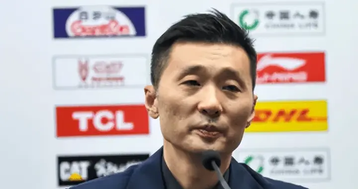 胜福建采访！刘炜点评外援发挥，赞3本土球员，西尔扎提提投篮！