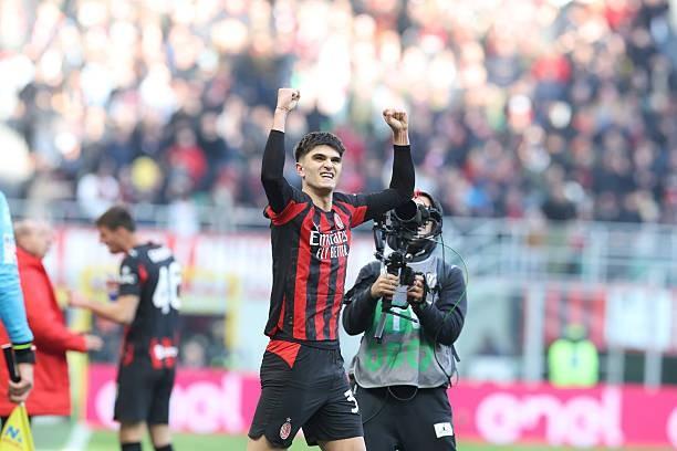 对阵萨索洛破门，巴尔泰萨吉攻入米兰一线队生涯首球