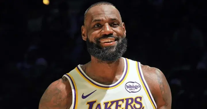 湖人险胜太阳！詹姆斯艾顿齐爆，海斯范德彪好使，东契奇25中7！