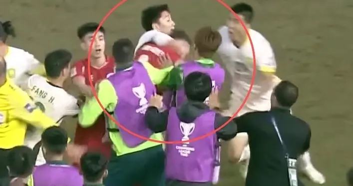 亚足联重罚曹永竞！禁赛4场，罚款1500美元，亚冠锁喉对手