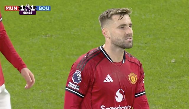 后防不稳，曼联已连续9场英超都有丢球