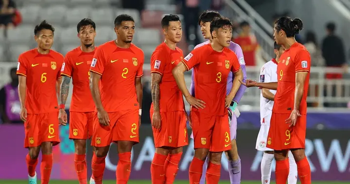 新国足首训敲定！邵佳一招入多名老将压舱？武磊吴曦或重返国家队