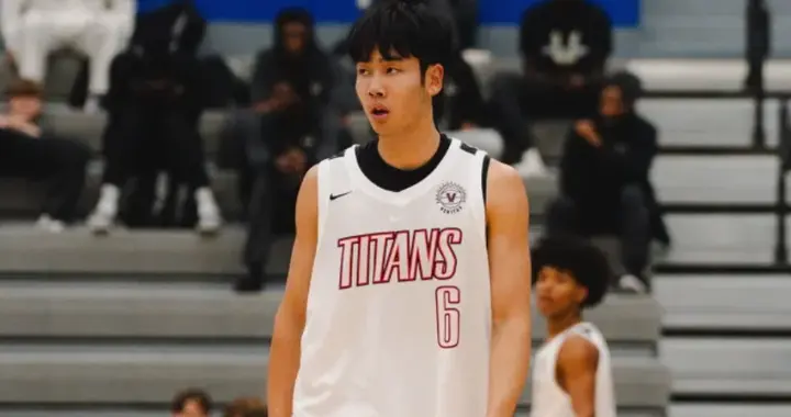 张博源收到伊利诺伊offer！全美排前25！能力获认可，可奠定冲NBA