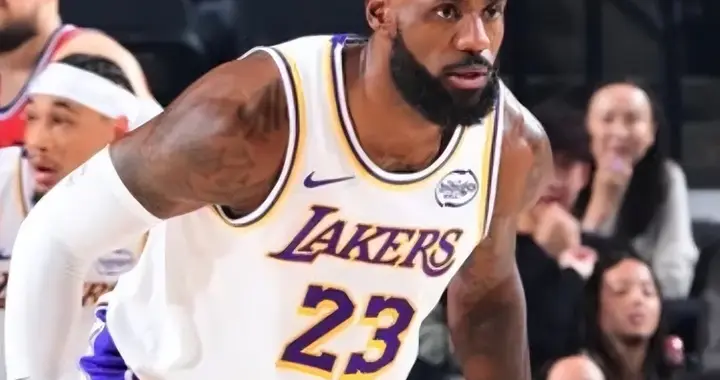 湖人88-103快船1喜3忧！东契奇太上头，替补拉胯，雷迪克用人被批