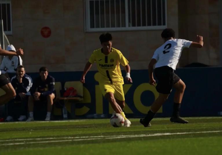 拿到半程冠军！黄潜U16小将刘凯源：刚来时真怕踢不上球