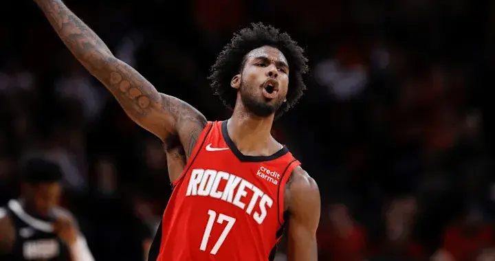 火箭惜败国王！伊森阿门高效，2锋线迷失，谢泼德+申京末节崩盘！