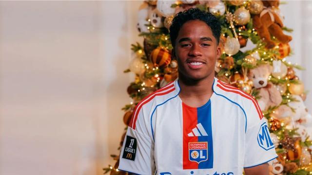 官方：恩德里克租借加盟里昂至赛季末，将身披9号球衣