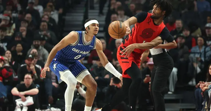 填满数据栏！杨瀚森登场砍4+2+2+1+1 开拓者不敌魔术