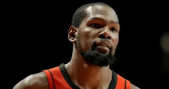 火箭108-128快船4坏消息！杜兰特乌度卡需反思，防守+空间成麻烦