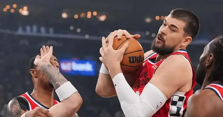 快船128-108火箭迎4利好！邓恩桑德斯进步，伦纳德重拾巅峰！