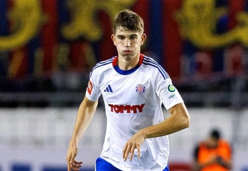 罗马诺：国米尝试500万欧签哈伊杜克18岁中卫布拉尼米尔