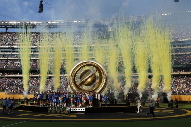 央视评选2025国际十大体育新闻：巴黎首夺欧冠 蓝军夺世俱杯