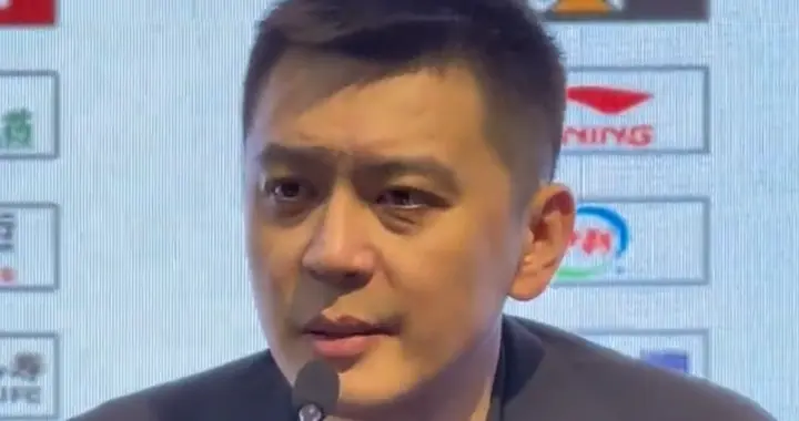 输广厦发布会！杨鸣与莫兰德亲承强度匹配不上，正打磨攻守技战术