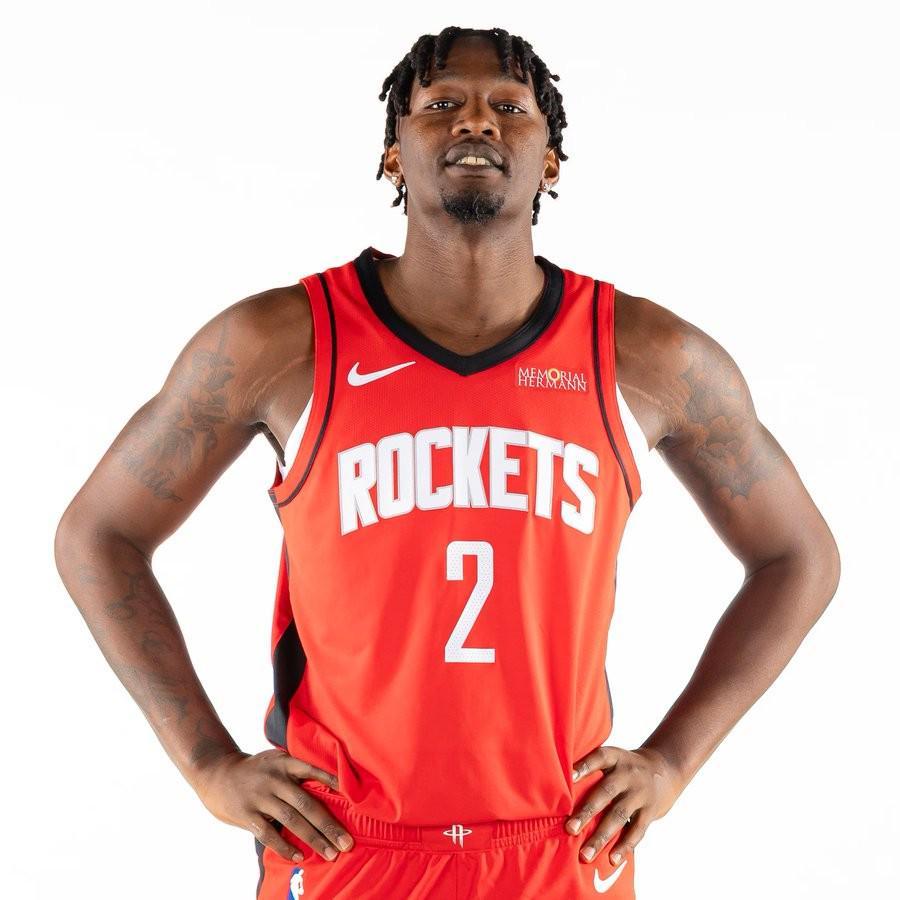 Shams：芬尼-史密斯今日迎火箭首秀，对手正是老东家湖人