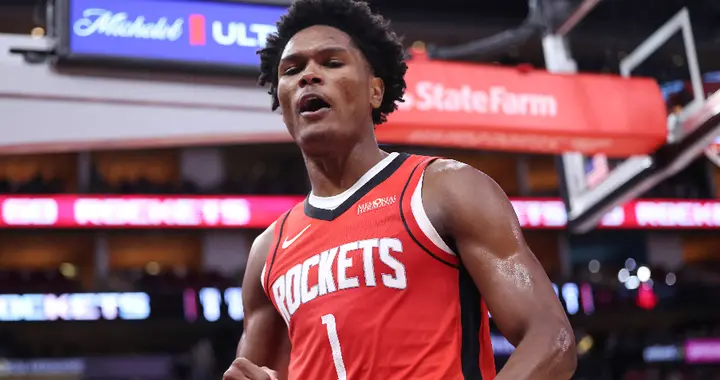 火箭119-96湖人 球员评价：4人优秀，3人及格，2人低迷