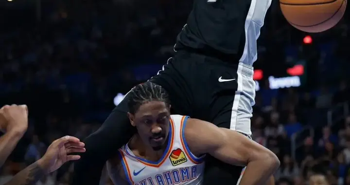 马刺三杀雷霆，NBA59年来首次！卫冕冠军遇到最大挑战？